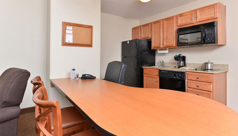 Candlewood Suites Winchester By Ihg Εξωτερικό φωτογραφία