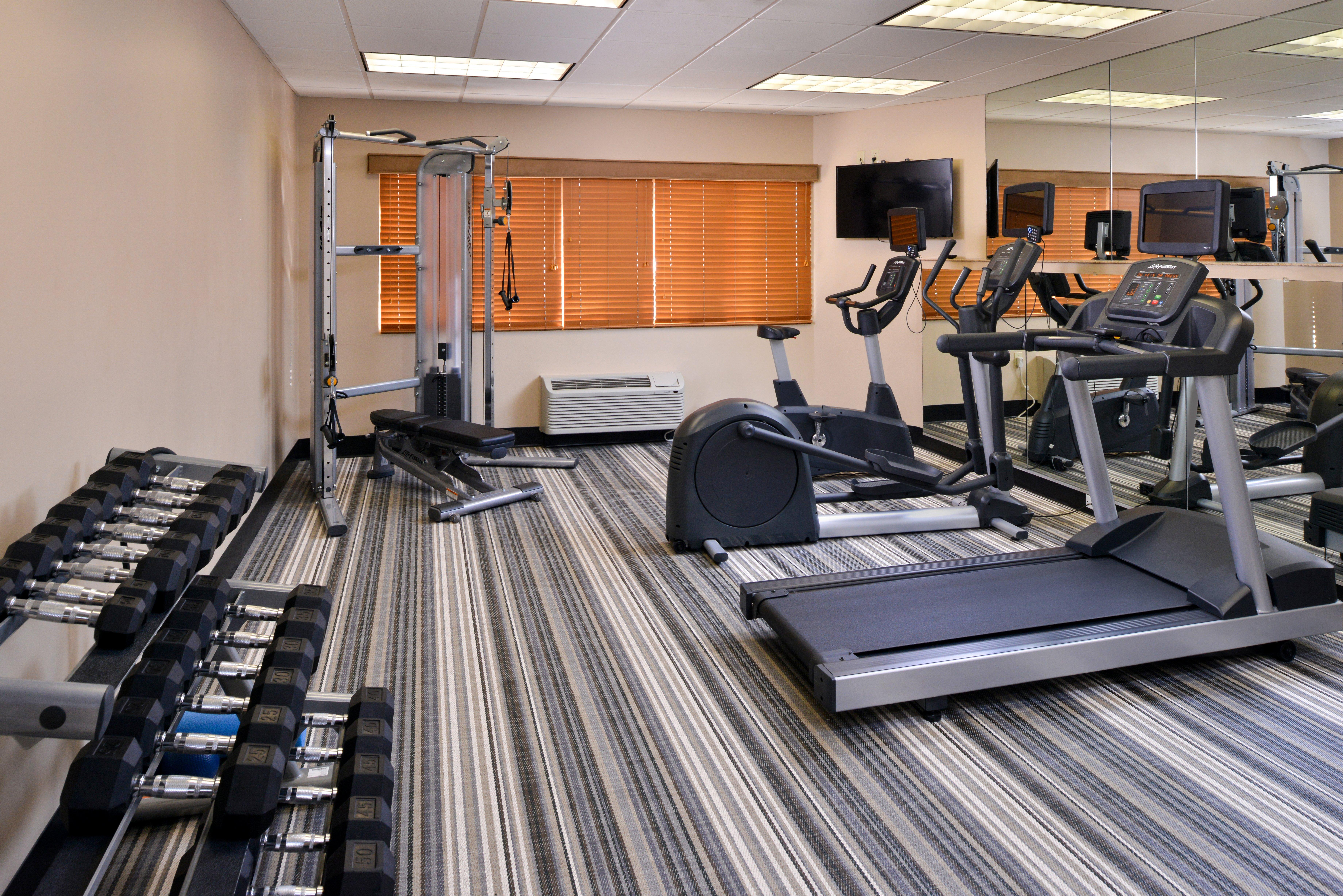 Candlewood Suites Winchester By Ihg Εξωτερικό φωτογραφία