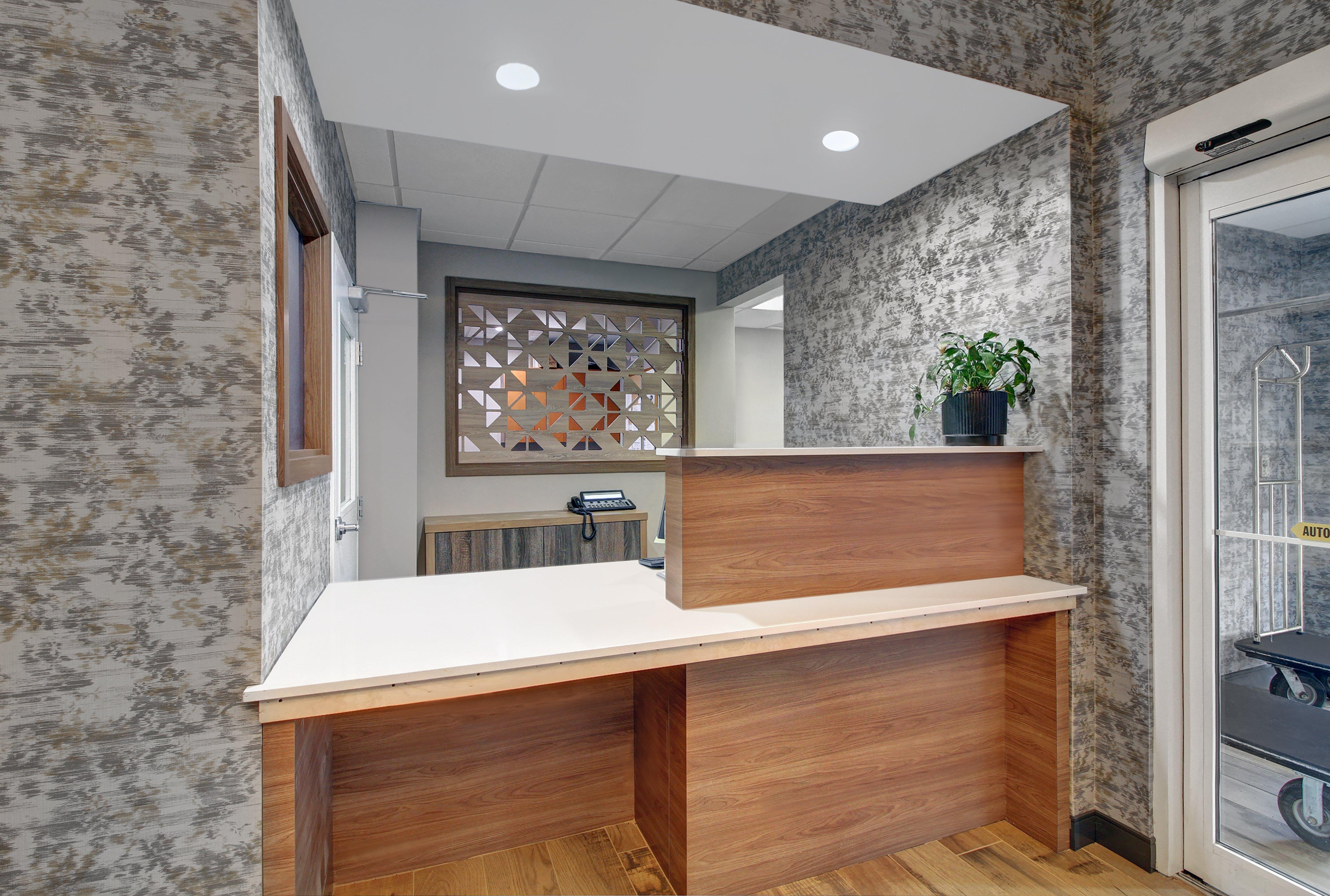 Candlewood Suites Winchester By Ihg Εξωτερικό φωτογραφία