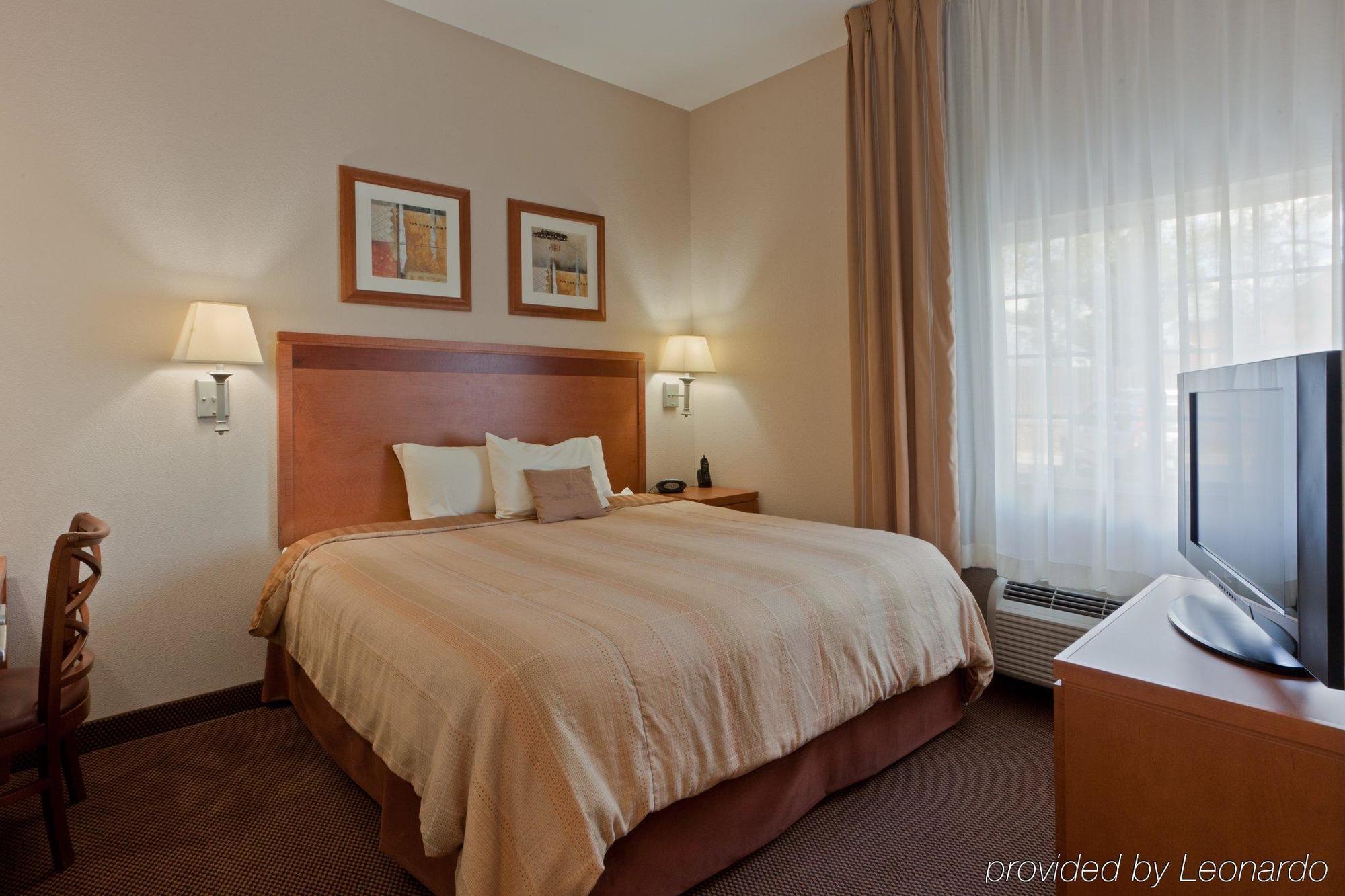 Candlewood Suites Winchester By Ihg Δωμάτιο φωτογραφία