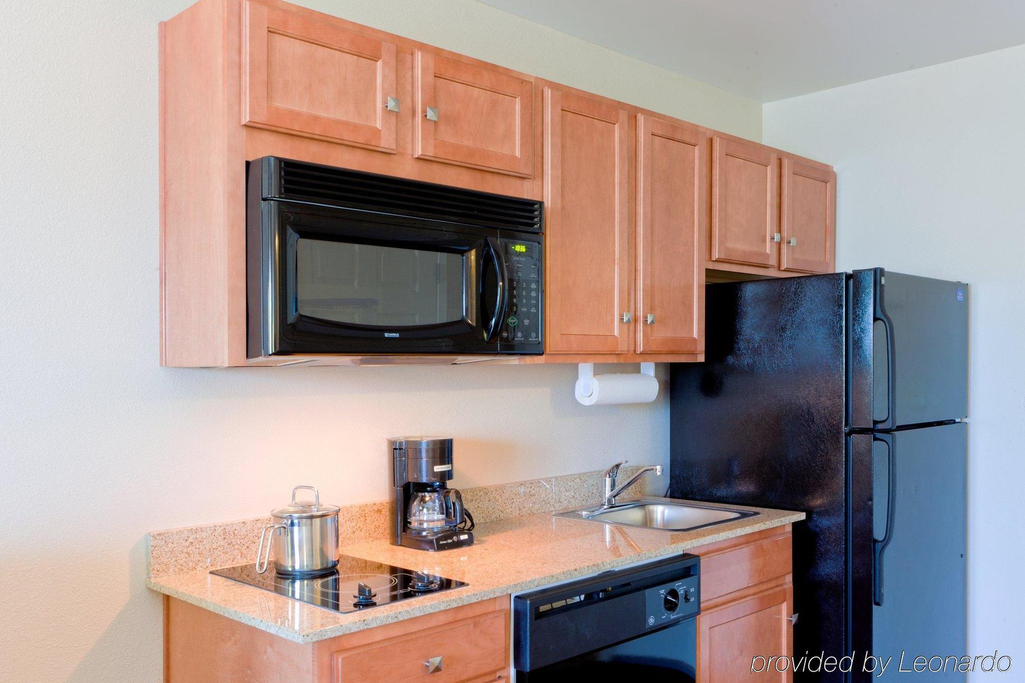 Candlewood Suites Winchester By Ihg Δωμάτιο φωτογραφία