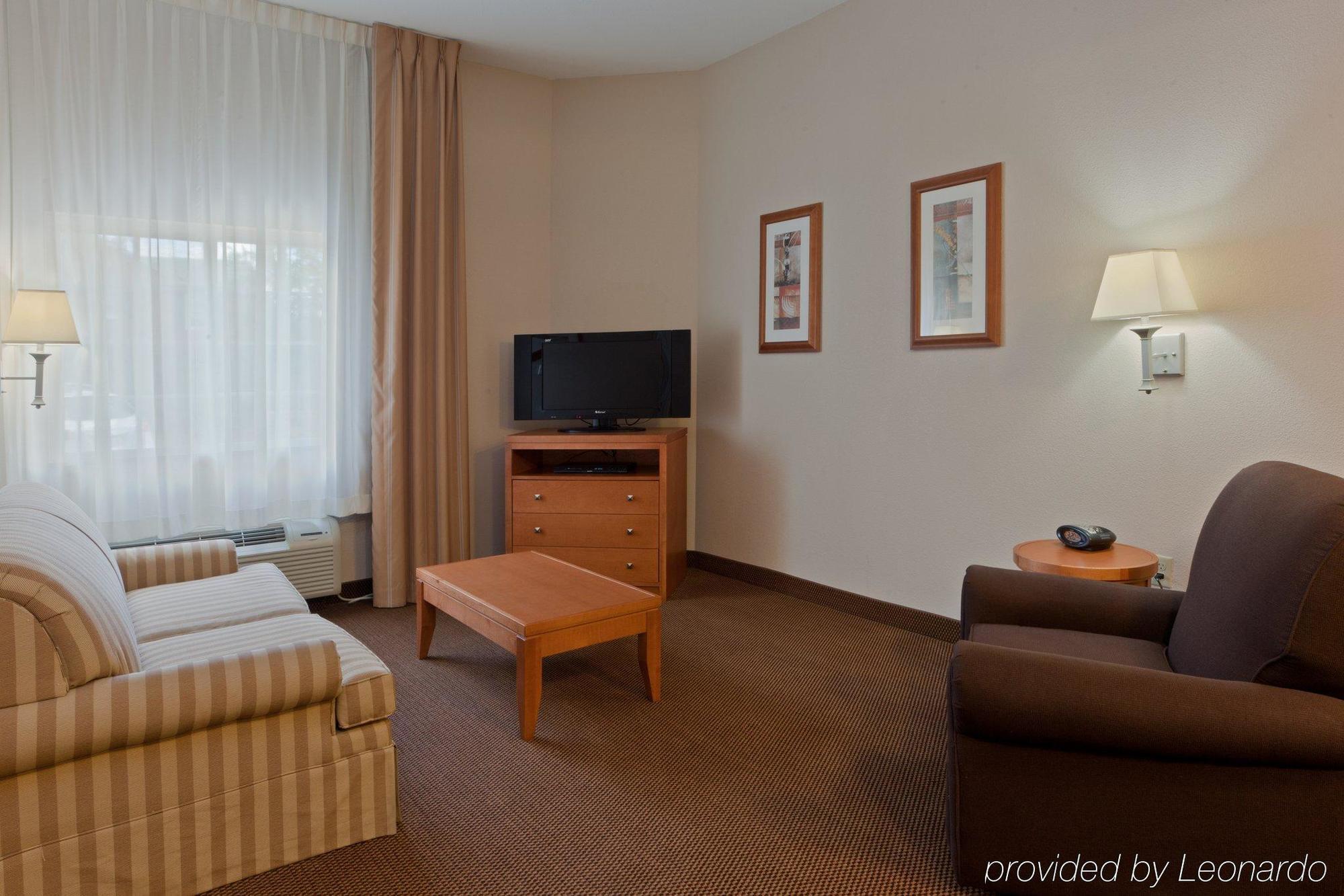 Candlewood Suites Winchester By Ihg Εξωτερικό φωτογραφία