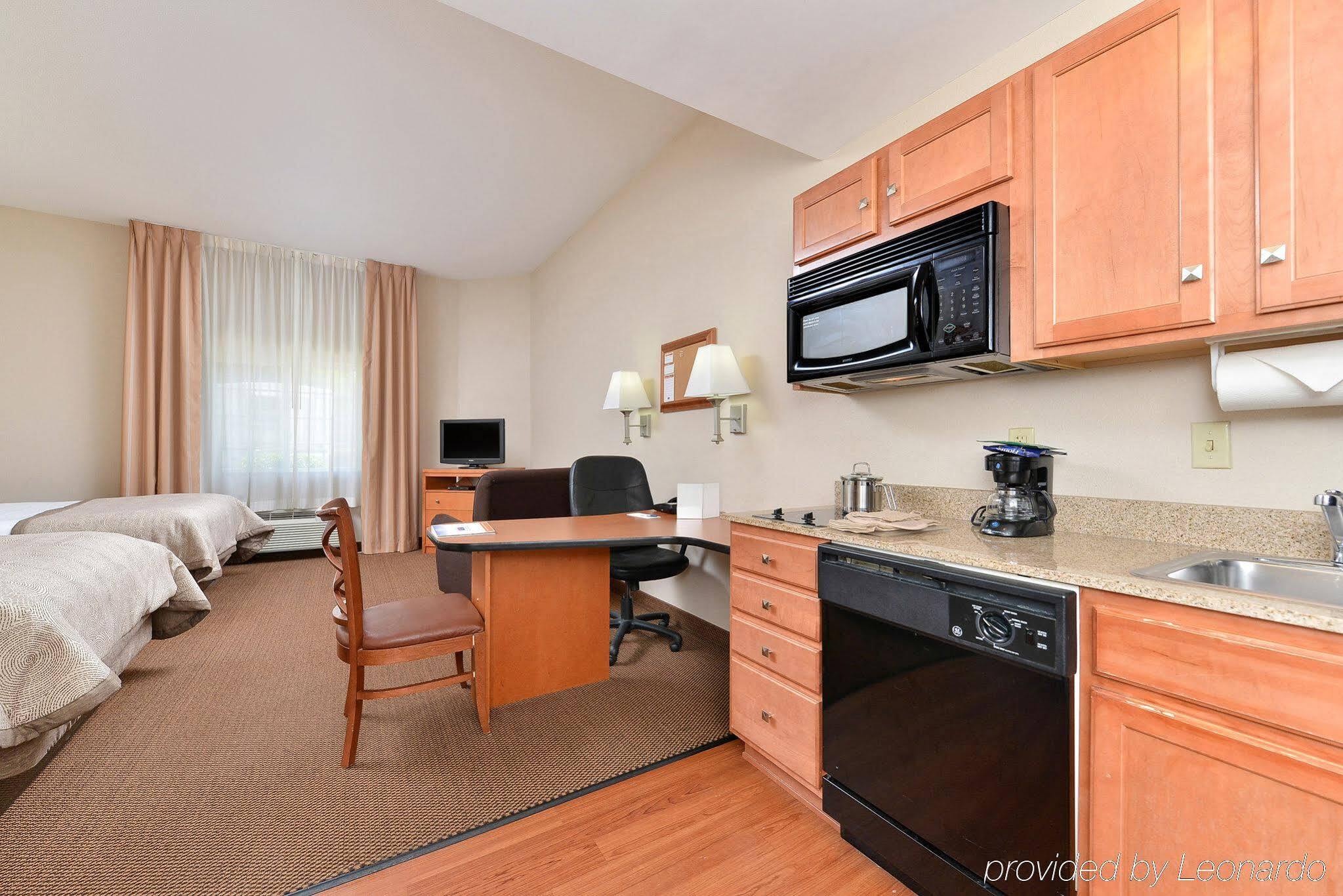 Candlewood Suites Winchester By Ihg Εξωτερικό φωτογραφία