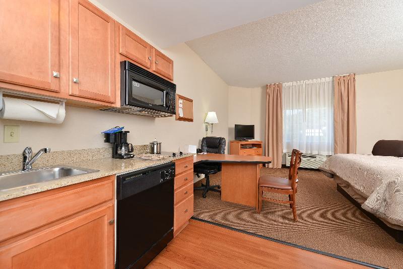 Candlewood Suites Winchester By Ihg Εξωτερικό φωτογραφία